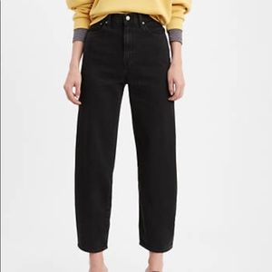 Levi’s Balloon Leg Jean